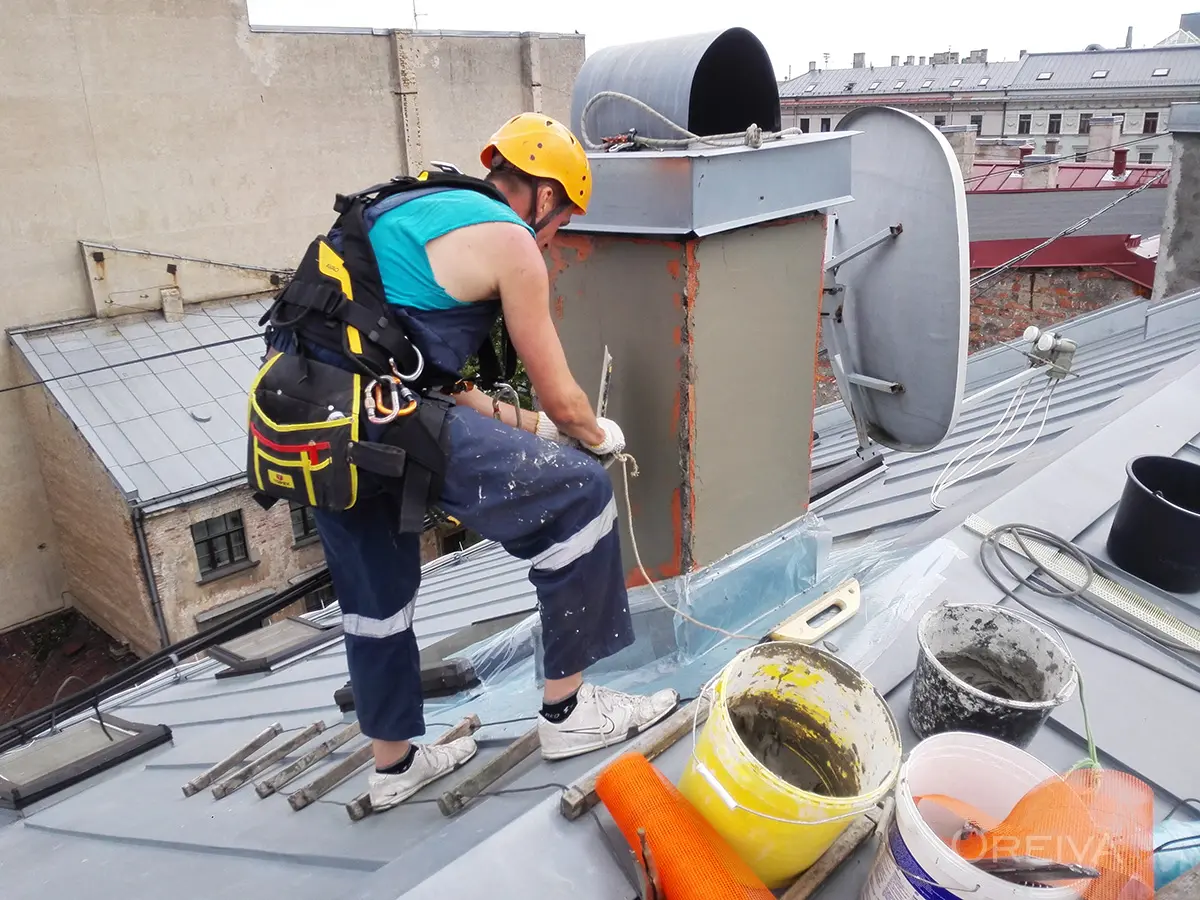 Dūmvada skursteņa remonts un apmēšana | Industriālais alpīnisms | https://oreiva.lv | +371 27147279